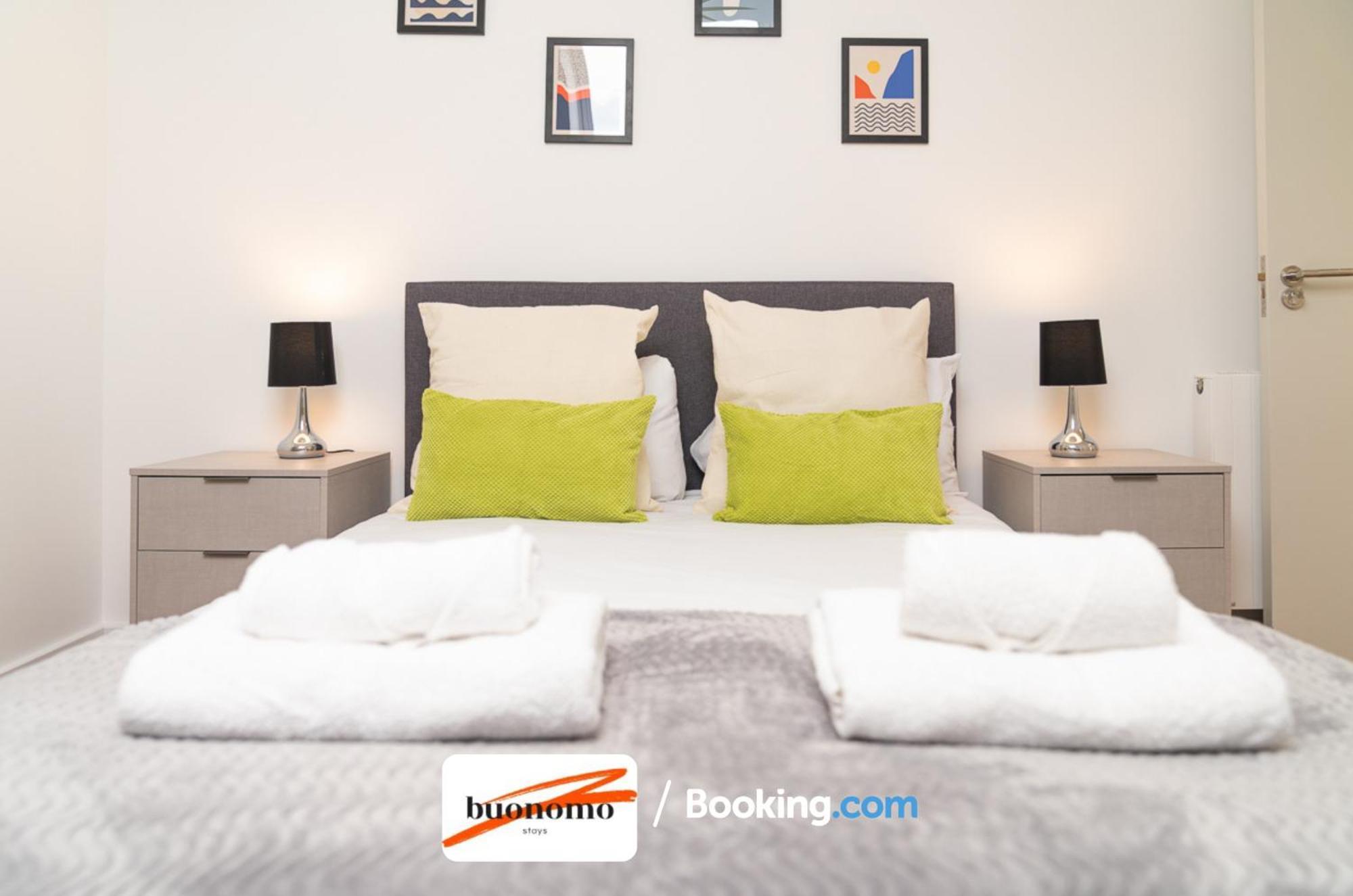 Two Bedroom At Buonomo Short Lets & Serviced Appartamento Londra